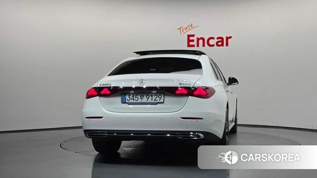 Mercedes-Benz E-Class W214 id 4892878 из Кореи 25