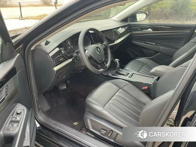 Volkswagen Passat 2021 Черный из Китая, фото 4