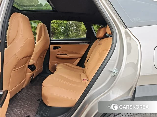 Geely Galaxy Galaxy L7 id 4190409 из Китая 17