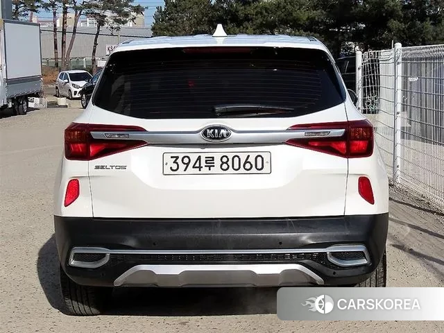 Kia Seltos id 3665622 из Кореи 13