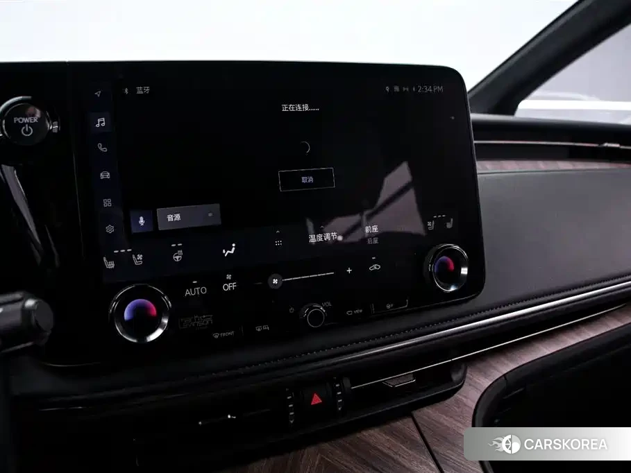 Lexus LM id 4628316 из Китая 11