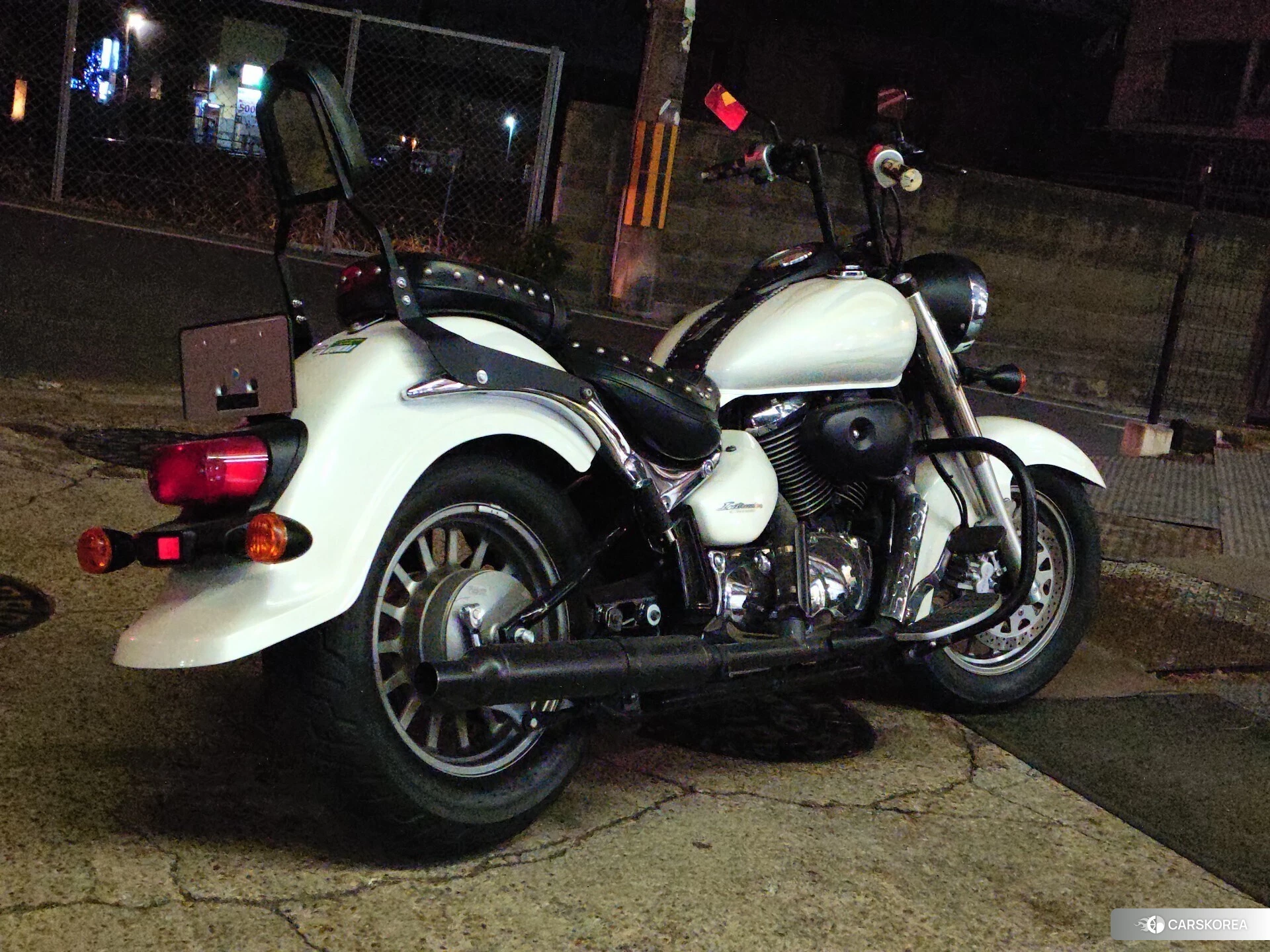 Suzuki INTRUDER 400 CLASSIC 2016 из Японии