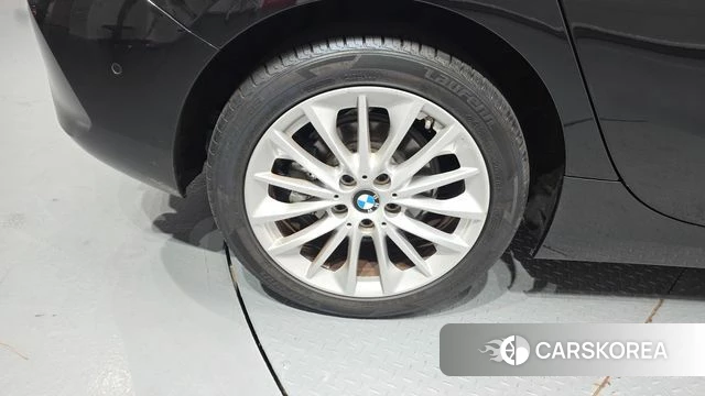 BMW 1 Series (F40) id 4642249 из Кореи 24