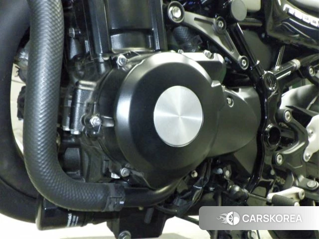 Engine photo