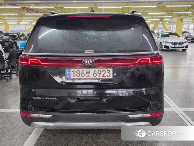 Kia Carnival 4th generation 2021 Черный из Кореи, фото 4
