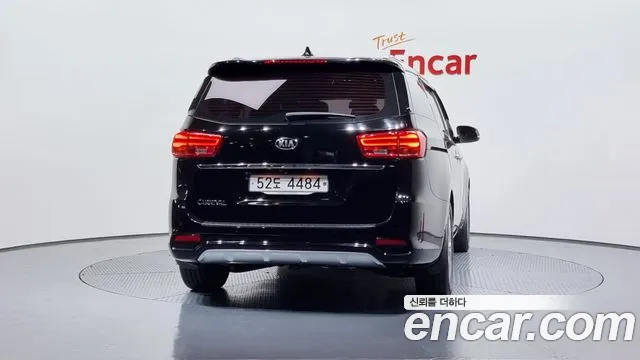 Kia The New Carnival id 2295665 из Кореи 14