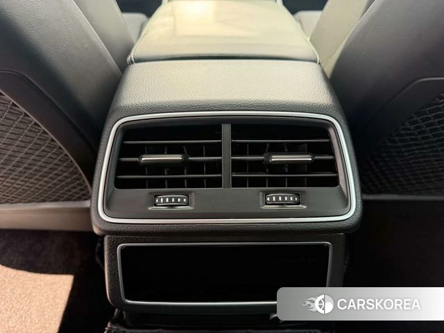 Audi A6L id 4314468 из Китая 14
