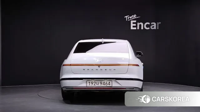 Hyundai Grandeur (GN7) id 3002415 из Кореи 14