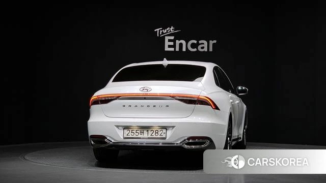 Hyundai The New Grandeur IG id 4187969 из Кореи 14