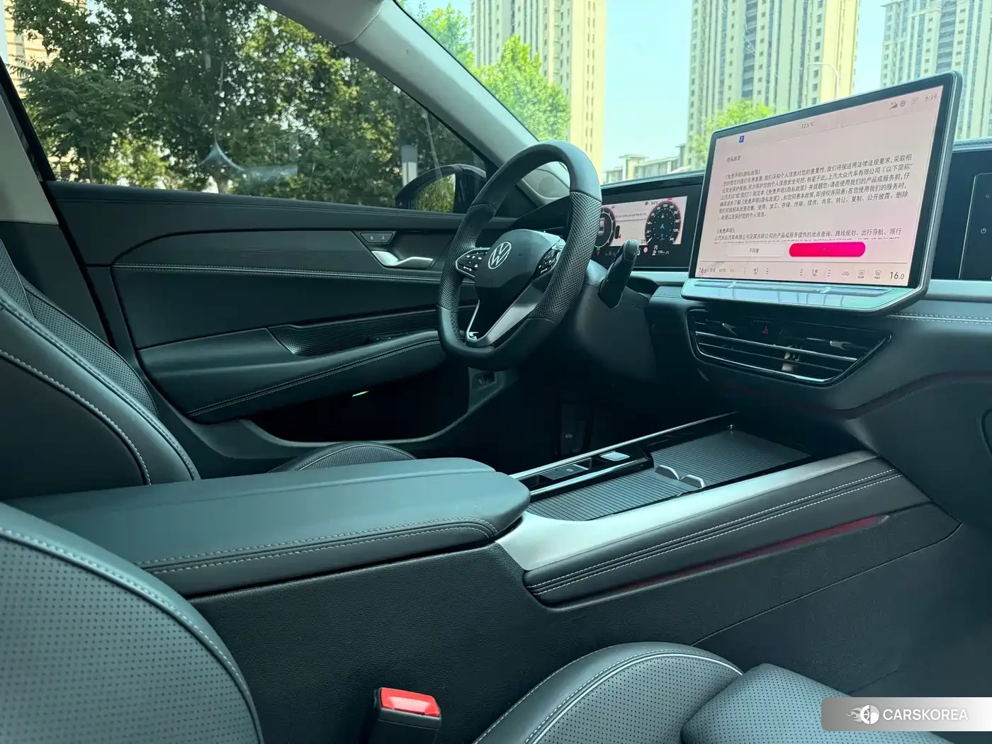 Volkswagen Passat id 4576605 из Китая 17