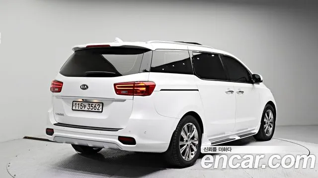 Kia The New Carnival id 2703592 из Кореи 11