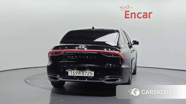 Hyundai The New Grandeur IG id 4429686 из Кореи 24