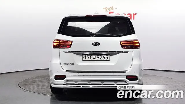 Kia The New Carnival id 2488830 из Кореи 14