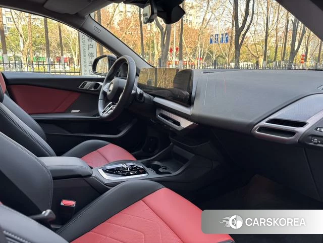 BMW 2 series 2025 Черный из Китая, фото 4