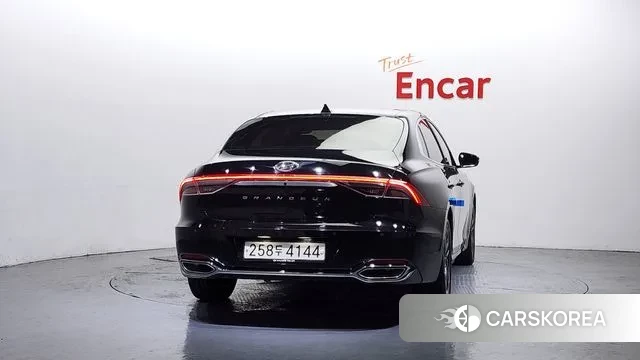 Hyundai The New Grandeur IG id 3567502 из Кореи 14