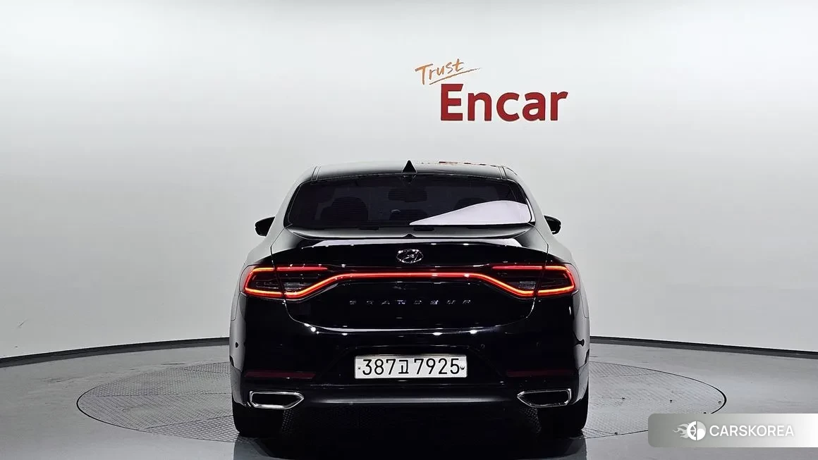 Hyundai Grandeur IG id 1818125 из Кореи 14