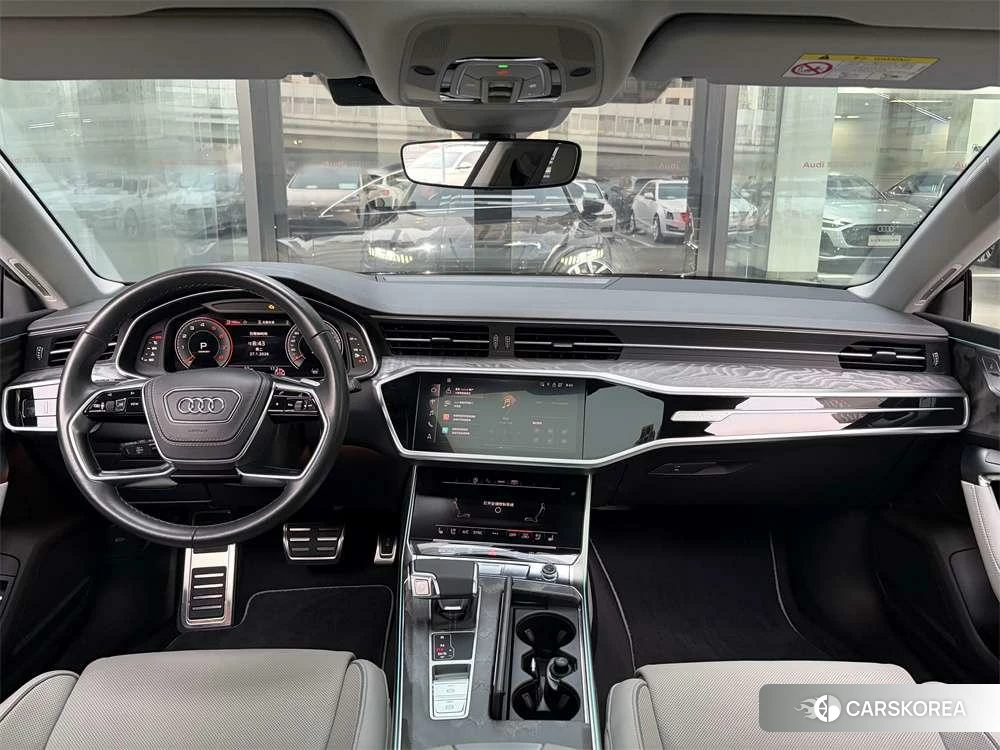 Audi A7L id 4441274 из Китая 8