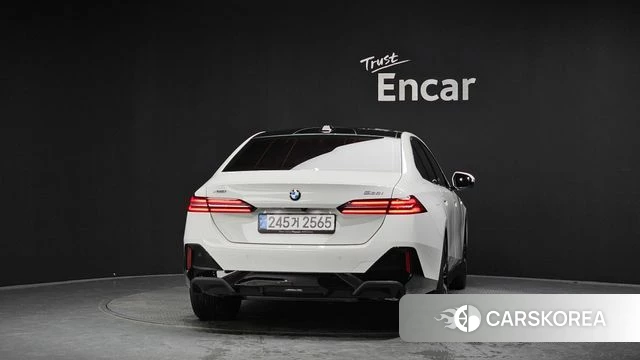 BMW 5 Series (G60) id 4749198 из Кореи 32