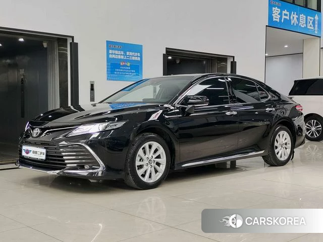 Toyota Camry 2023 Черный из Китая, фото 5