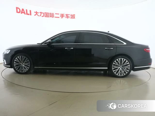 Audi A8 id 4210489 из Китая 10