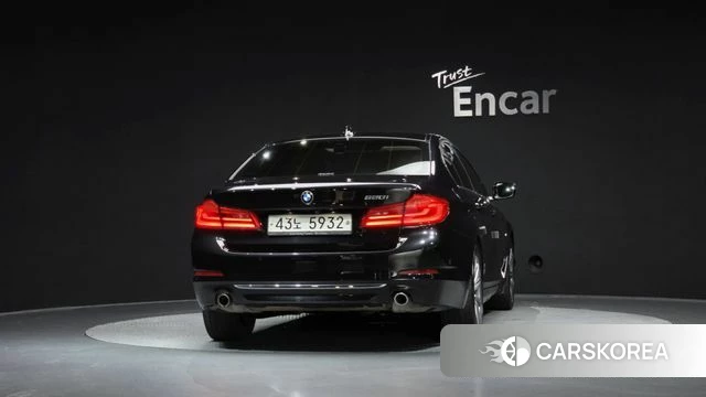 BMW 5 Series (G30) id 4530865 из Кореи 14