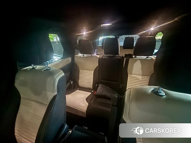Land Rover Discovery 5 2023 Черный из Кореи, фото 5