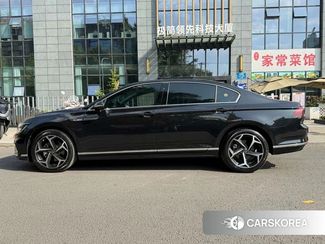 Volkswagen Magotan id 4290651 из Китая 8