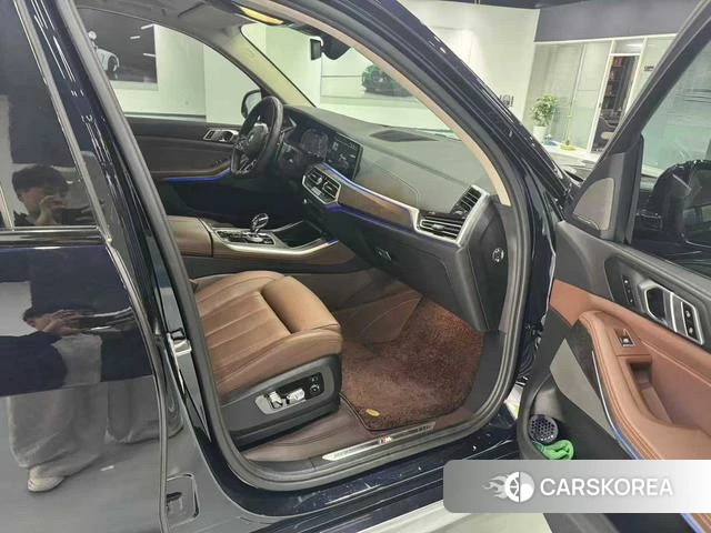 BMW X5 (imported) 2021 Черный из Китая, фото 4