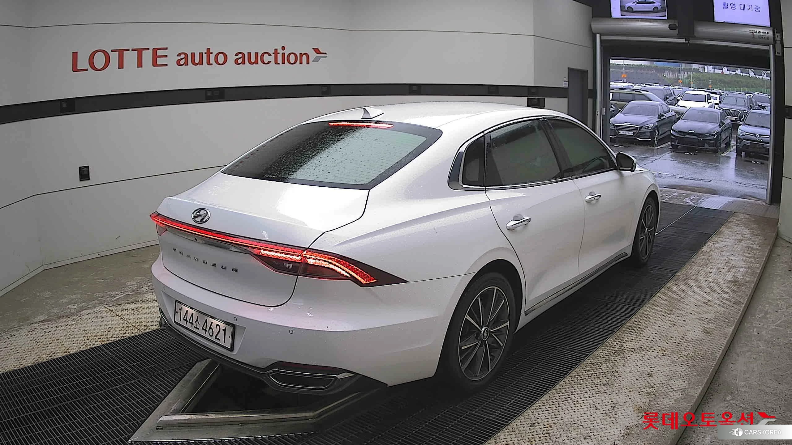 Hyundai Grandeur id 4352344 из Кореи 30
