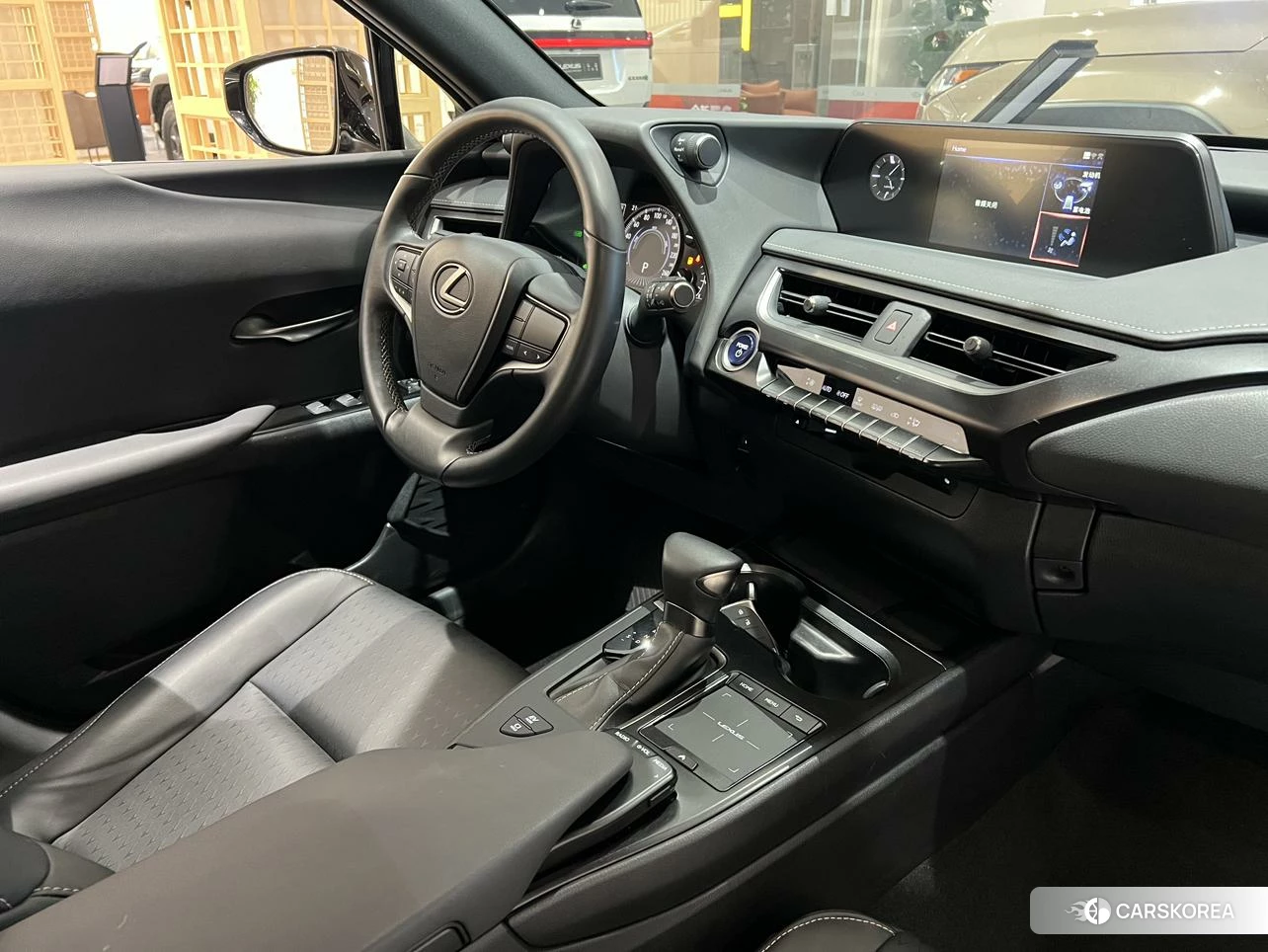 Lexus UX id 4454691 из Китая 11