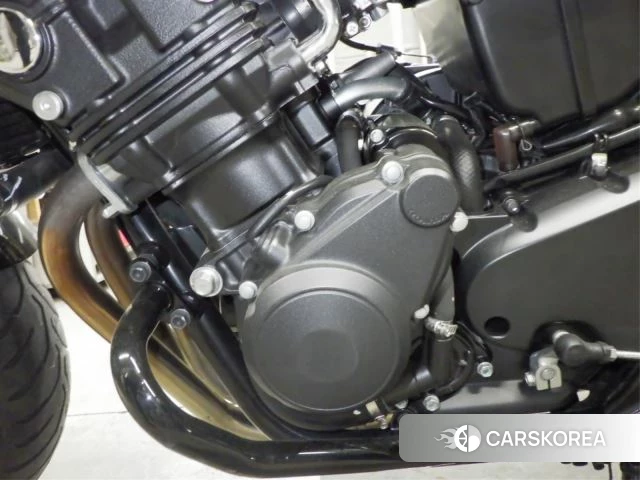 Engine photo