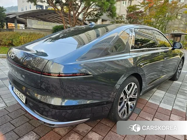 Hyundai Grandeur (GN7) id 3315774 из Кореи 14