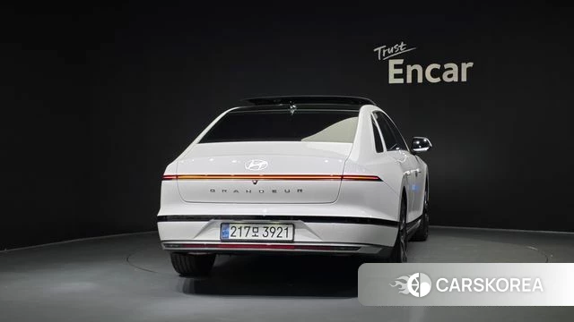 Hyundai Grandeur (GN7) id 4280076 из Кореи 14