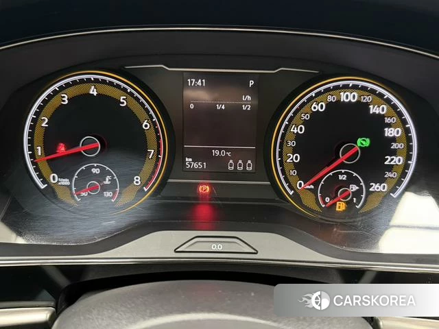 Volkswagen Passat id 4321048 из Китая 11