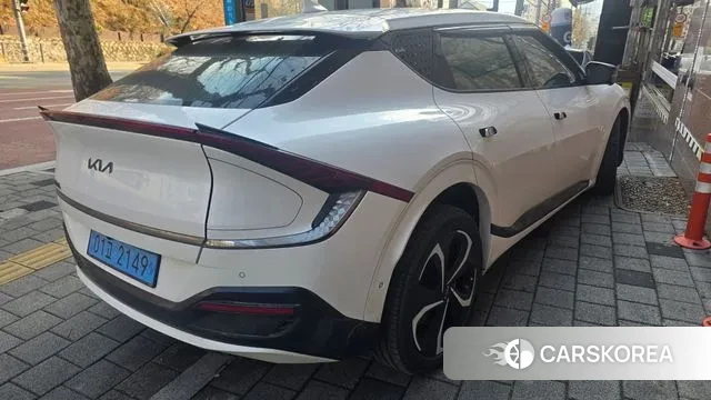 Kia EV6 2023 Белый из Кореи, фото 4