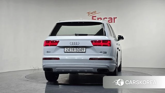 Audi Q7 (4M) id 3801132 из Кореи 14