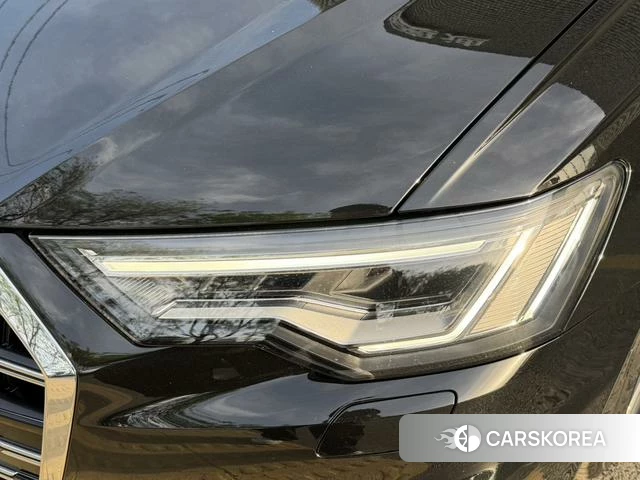 Audi A6L id 4207041 из Китая 14