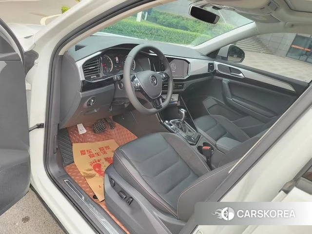 Volkswagen Tanyue 2021 Белый из Китая, фото 4