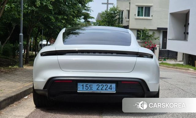 Porsche Taycan 2021 Белый из Кореи, фото 4