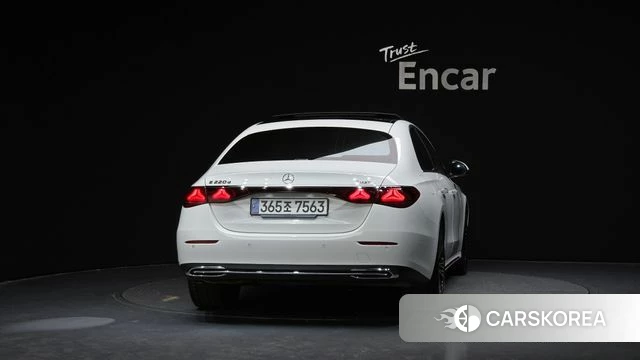 Mercedes-Benz E-Class W214 id 3831482 из Кореи 14