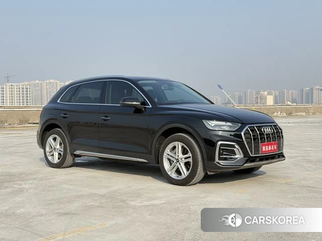 Audi Q5L 2023 Черный из Китая, фото 4