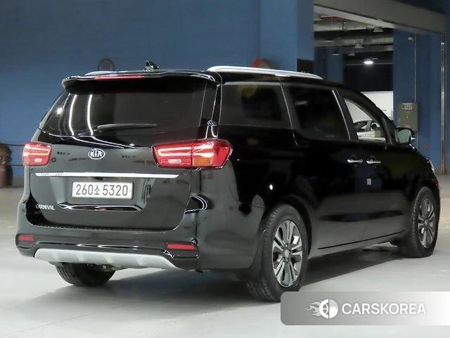 Kia The New Carnival id 4923553 из Кореи 14