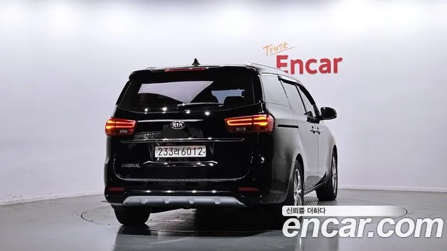 Kia The New Carnival id 2880902 из Кореи 14