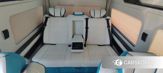 Toyota Hiace 2022 Белый из Китая, фото 6