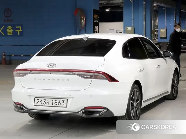 Hyundai The New Grandeur IG id 3588062 из Кореи 14