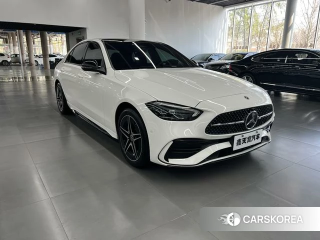 Mercedes-Benz Class C 2023 Белый из Китая, фото 4