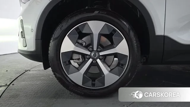 Volvo XC40 id 3700714 из Кореи 14