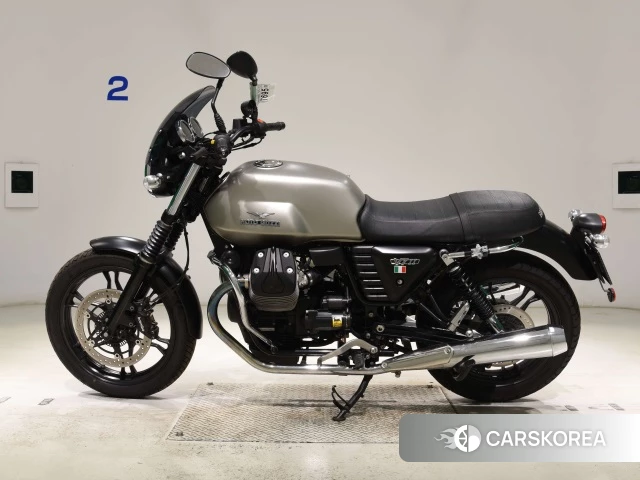 MOTO GUZZI V7 STONE 2016 из Японии