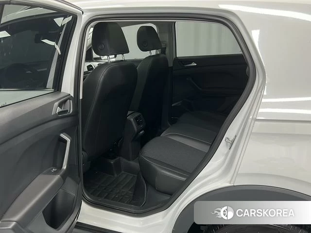 Volkswagen Exploring the shadow id 4242472 из Китая 14