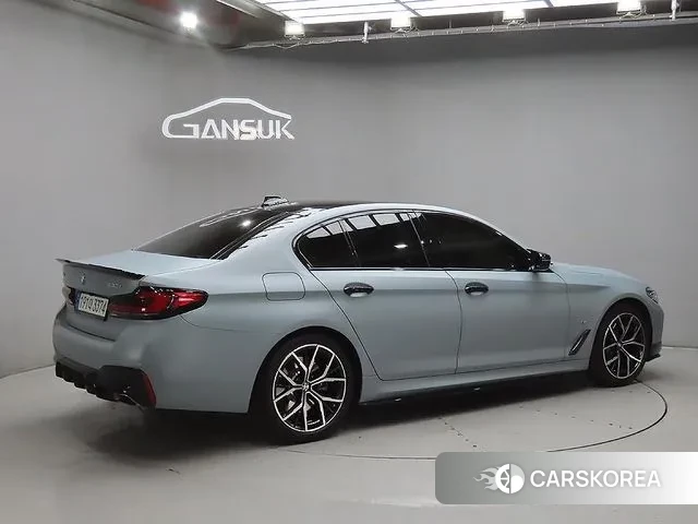 BMW 5 Series (G30) id 3711811 из Кореи 14